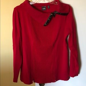Red long sleeves sweater beautiful details Sz. Lg